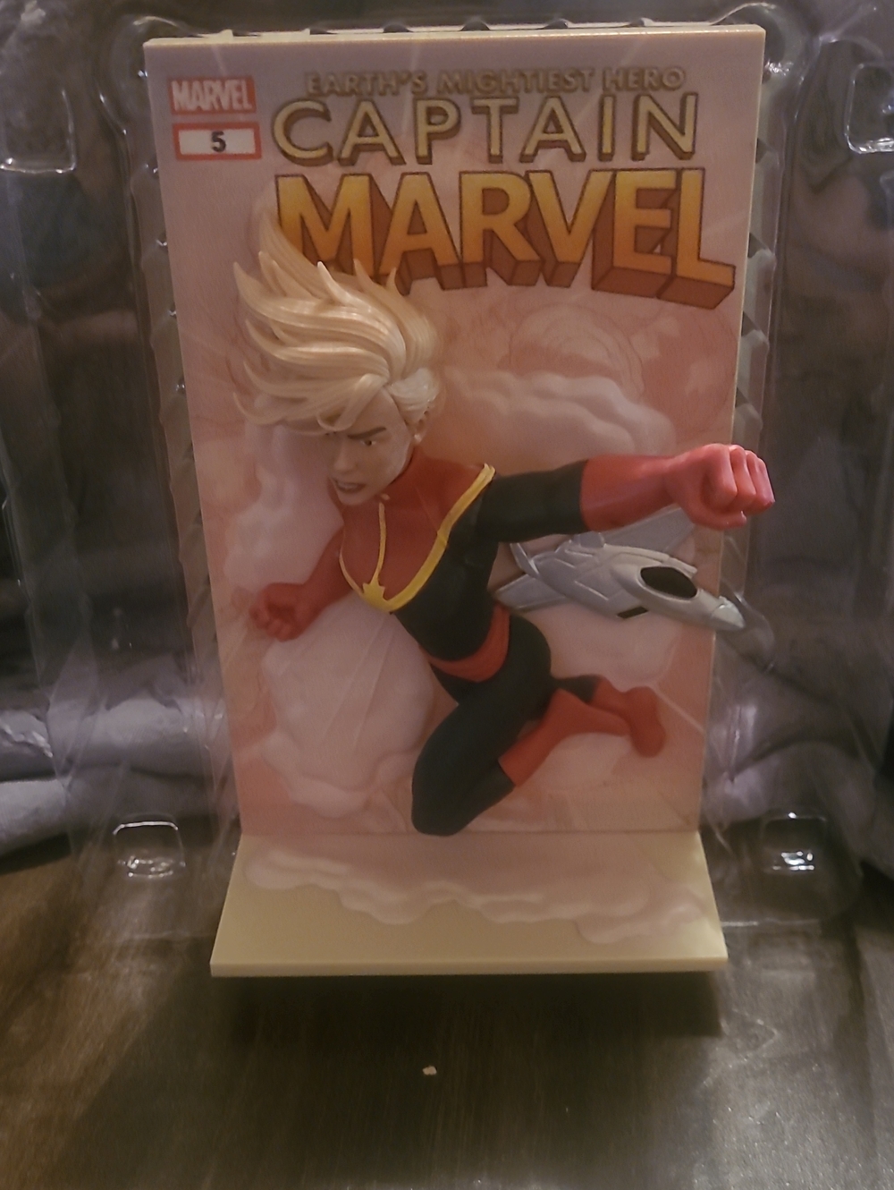 Marvel Captain Marvel Wall Figure – Red, Black, Gold & Cream